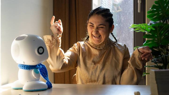 Koraal - Sociale robot zorgt voor extra aandacht, overzicht en afleiding